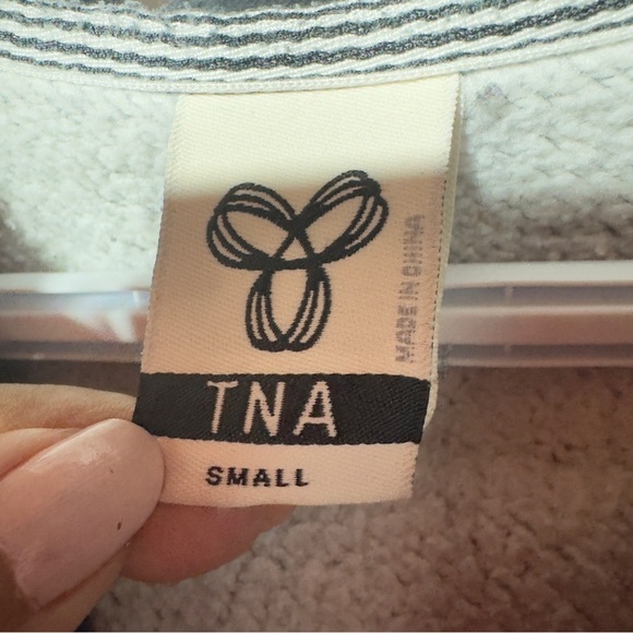 Aritzia TNA CozyAf Zipup Hoodie Gray Women Size S - Picture 9 of 10